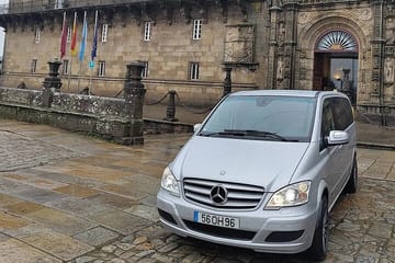 SANTIAGO DE COMPOSTELA: Private Tour from Porto