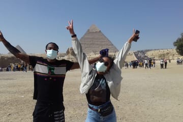 Full-Day Guided Tour of Giza Pyramids and Ancient Sites