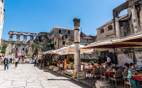 Walking Tour of Split's Historical Sites and Landmarks