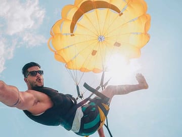 Parasailing and Water Sports Adventure in Hurghada