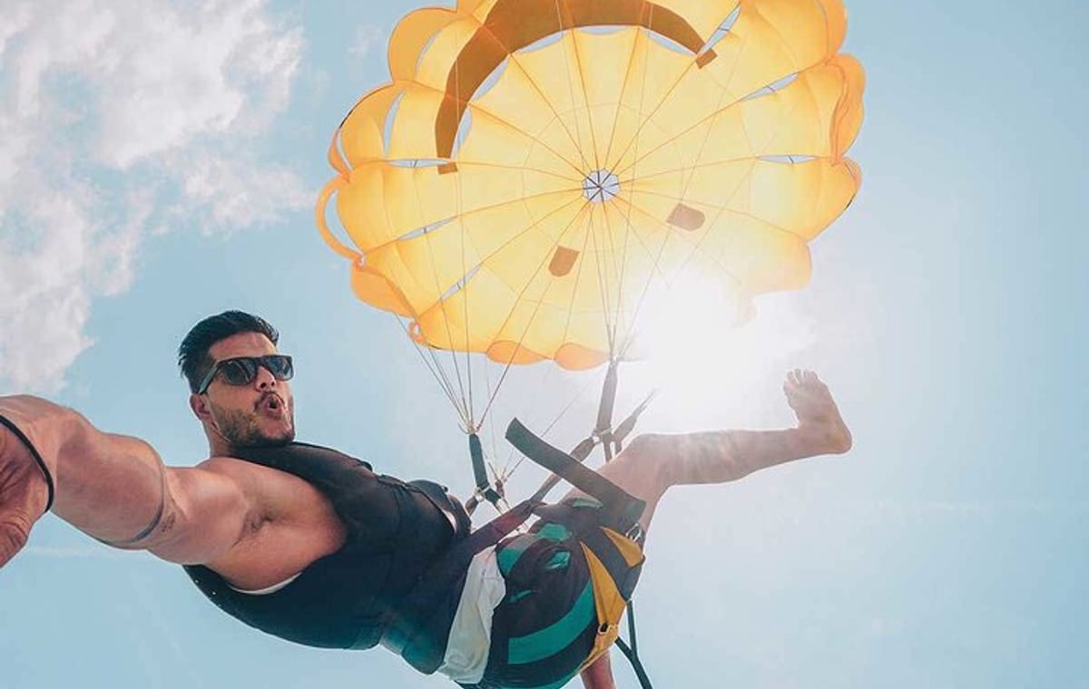 Parasailing, Banana & Sofa Boat & Private transfer in Hurghada