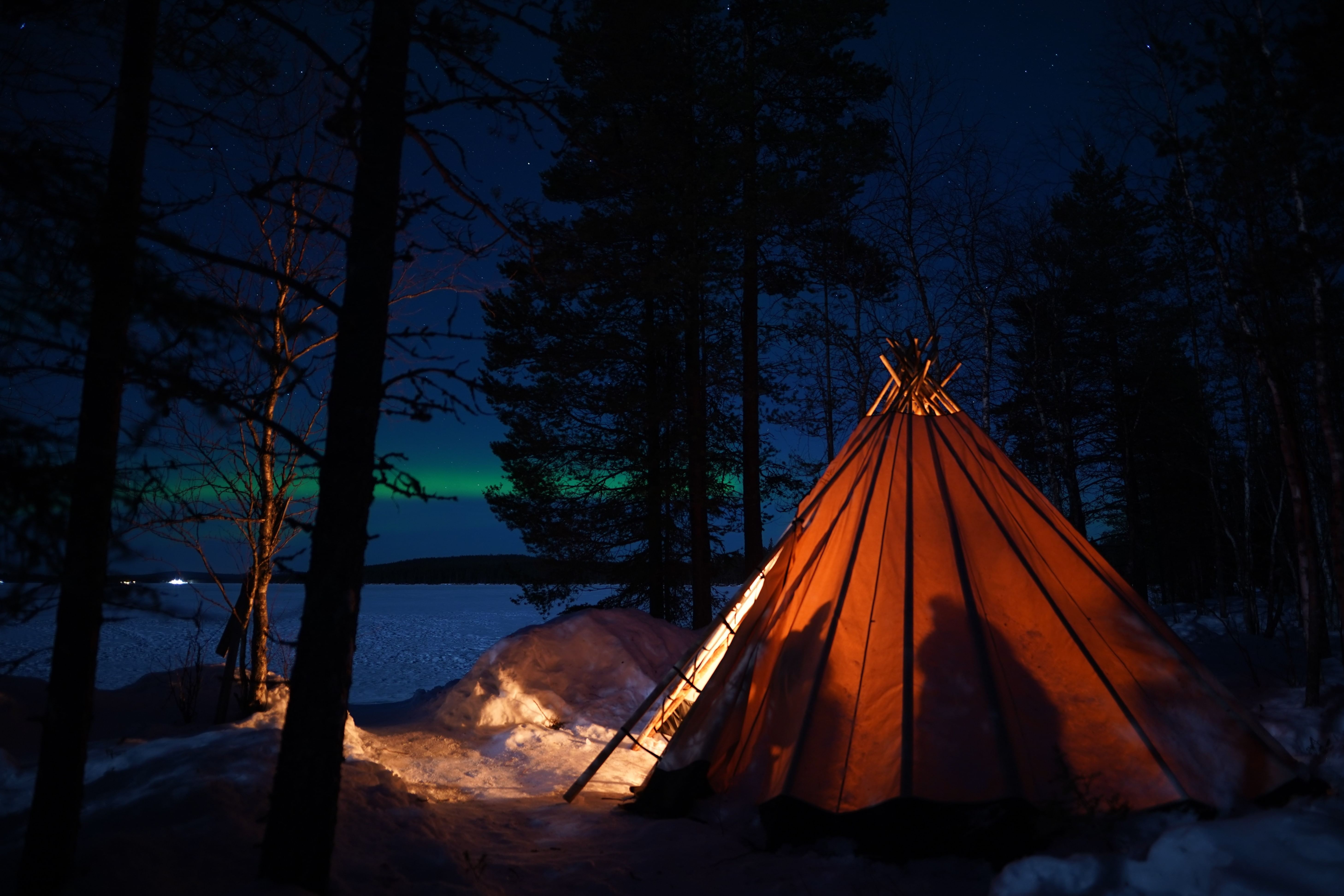 Relax in the Arctic wilderness