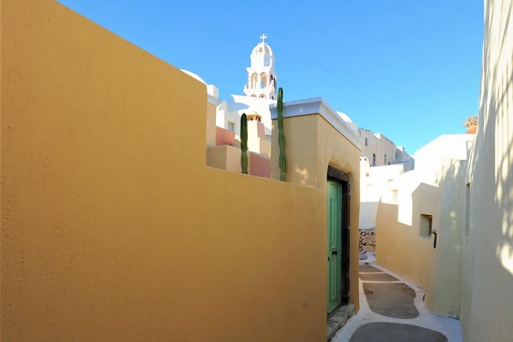 Santorini 5 Hour Custom Private Sightseeing Tour