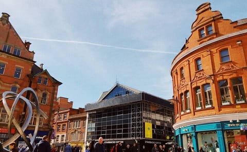 Belfast City Orientation Tour: Explore Key Landmarks in 3 Hours