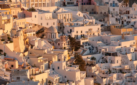 Santorini-Island tour Oia, Pyrgos & Imerovigli (small group)