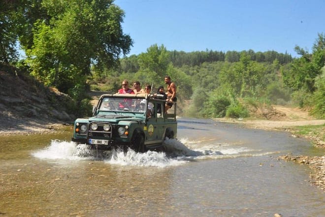 Side: Jeep Safari Adventure around Green Canyon w/Lunch 8