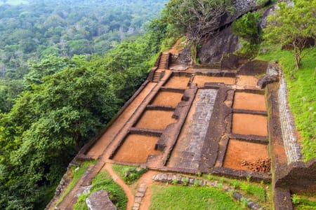 Pidurangala Rock Adventure: All-Inclusive Day Tour from Kandy