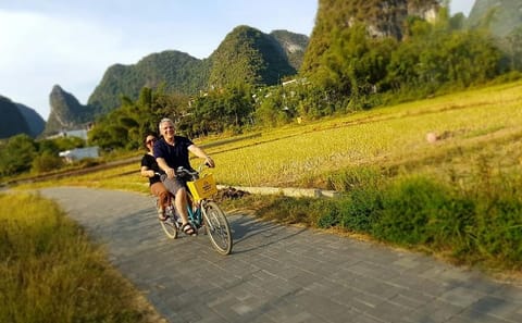 Xingping and Yangshuo Countryside Day Tour with Cycling