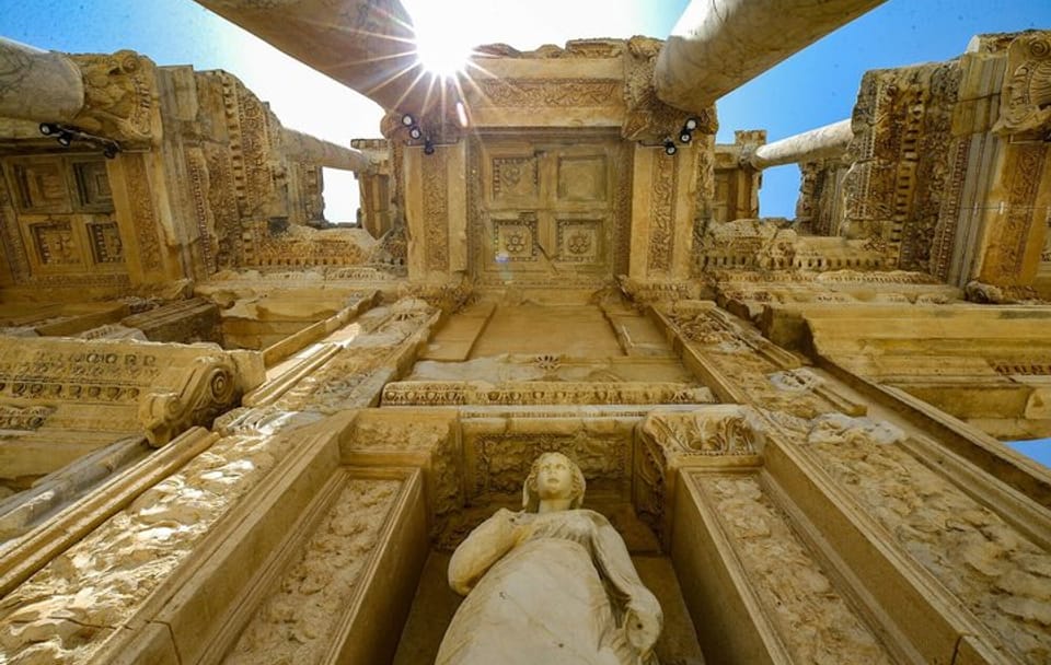 2 Day Ephesus and Pamukkale Tour from Istanbul with Flights