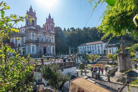 Small Group Braga and Guimarães Tour with Hotel Pick-up