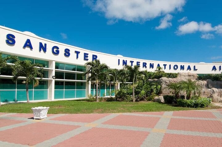 Private Airport Transfer to Hotels and Airbnb in Montego Bay  3