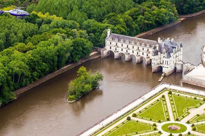 2-Day Private Loire Valley, Mont Saint-Michel and D-Day Tour 8