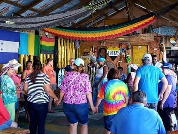 Learning about the "Garifuna" living culture in the east of Roatan