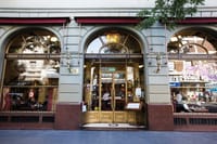 "Las Violetas" Bar