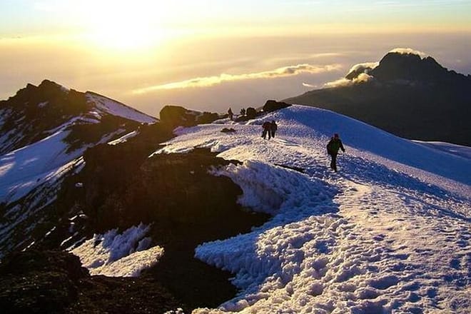 Mount Kilimanjaro Trek (Marangu Route) 8D/7N