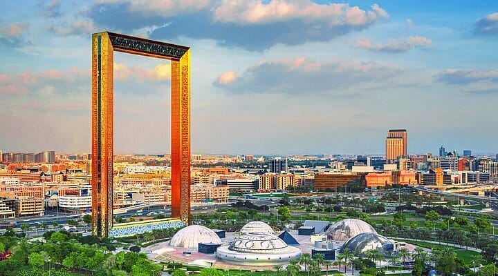 Dubai: Step into the Iconic Dubai Frame for Unrivaled City Views!