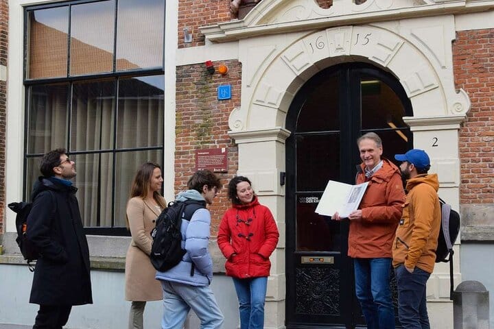 2 Hours Walking Tour Throughout History and Highlights of Hoorn