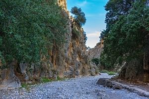 Hiking through the Imbros Gorge