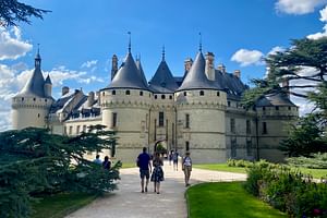 Chenonceau, Blois, Chaumont Loire Castles Small-group from Paris.