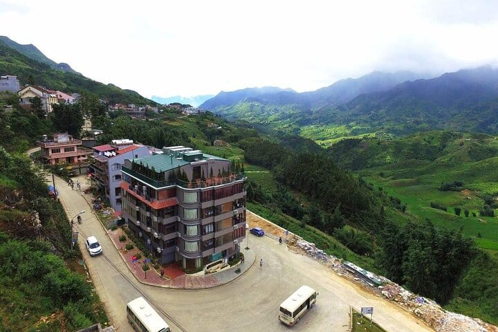 Sapa Trekking 3days/2nights from Hanoi by Cabin Bus Roundtrip