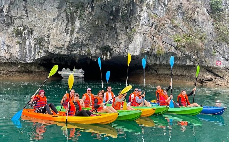 Hanoi- Cat Ba 2D1N: Hike Cat Ba National Park& Explore Lan Ha Bay