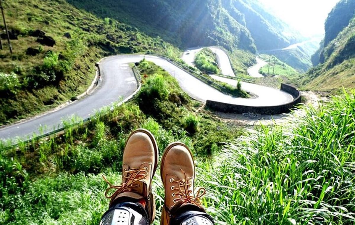 Ha Giang Loop – Dong Van Geopark 2 Day Tour Through the Mountains