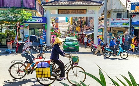 Small Group Tour Discover Ho Chi Minh City