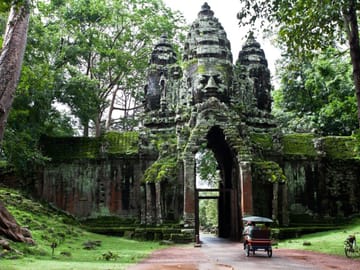 Bangkok, Golden Triangle & Phuket Beach Extension – Private tour