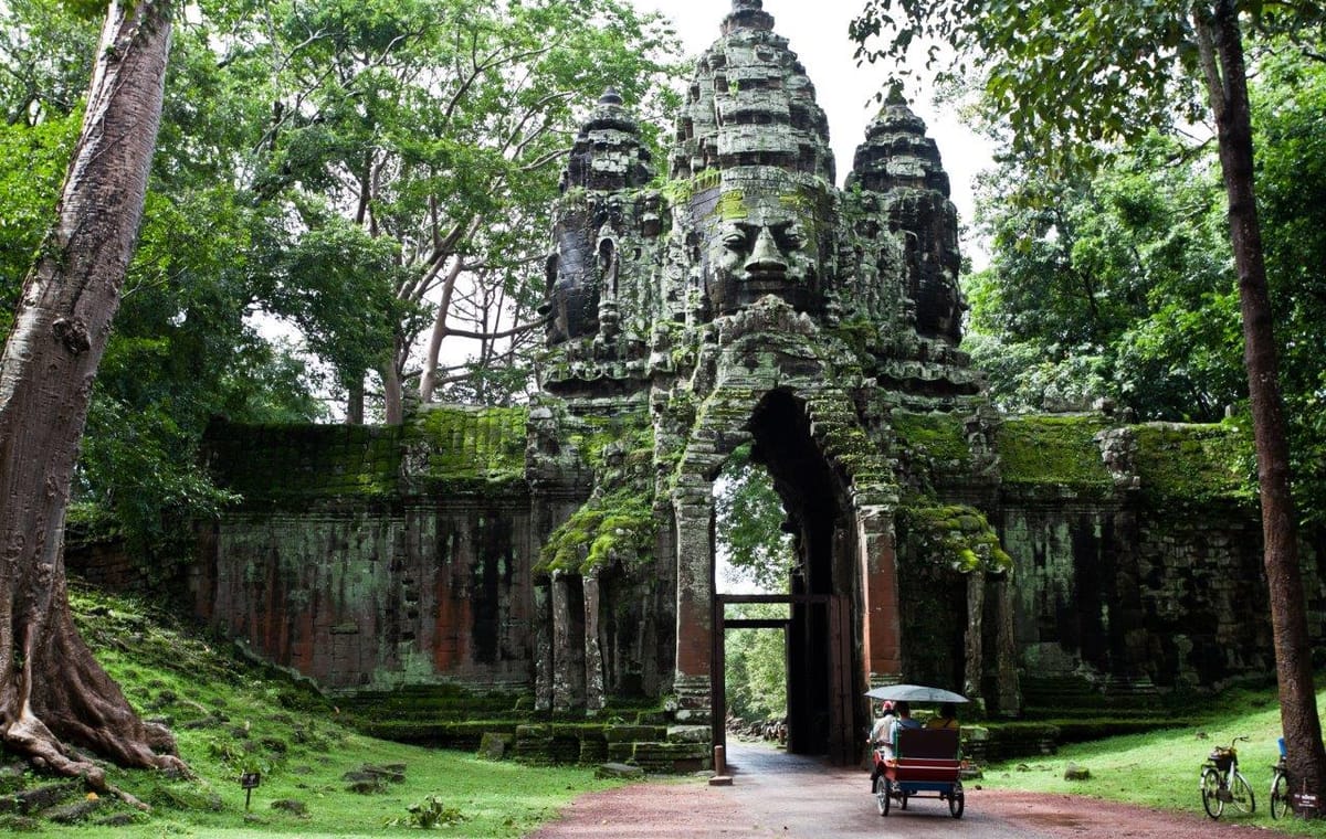 Angkor Temples & Lost City of Ta Prohm, Private Tour