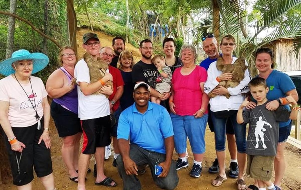 Roatan Manawakie Ecological Nature Park plus City Tour, Transfer & Beach Break