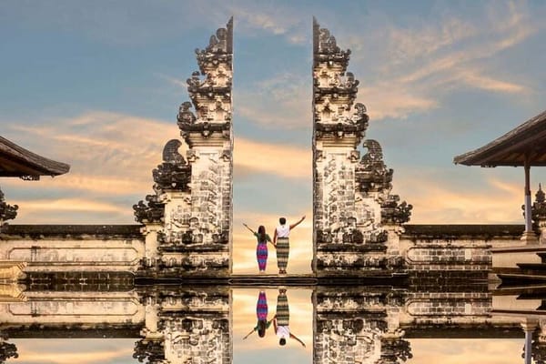 East of Bali Tour with Lempuyang Temple, Waterfall, Tirta gangga