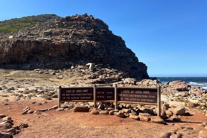 Full-Day Cape of Good Hope and Table Mountain with Penguins Tour