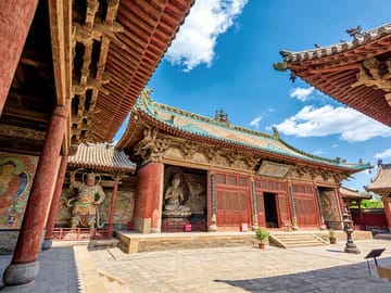 Pingyao and Shuanglin Temple Painted Buddha Day Tour