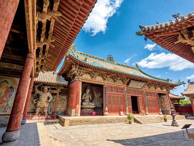 Pingyao and Shuanglin Temple Painted Buddha Day Tour