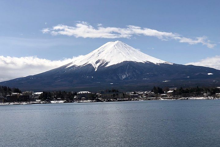 Mt Fuji and Gotemba Outlet tour from Tokyo