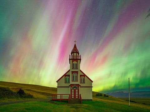 Chat with a Midgard Travel Expert, photo 4