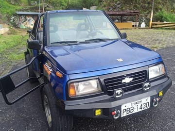4x4 Vehicle Rentals for Scenic Tours in Baños, Ecuador