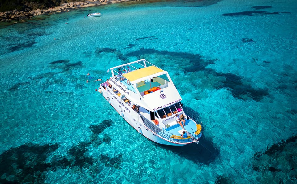 Blue Lagoon Boat Tour with Bus Transfer in Paphos, Cyprus