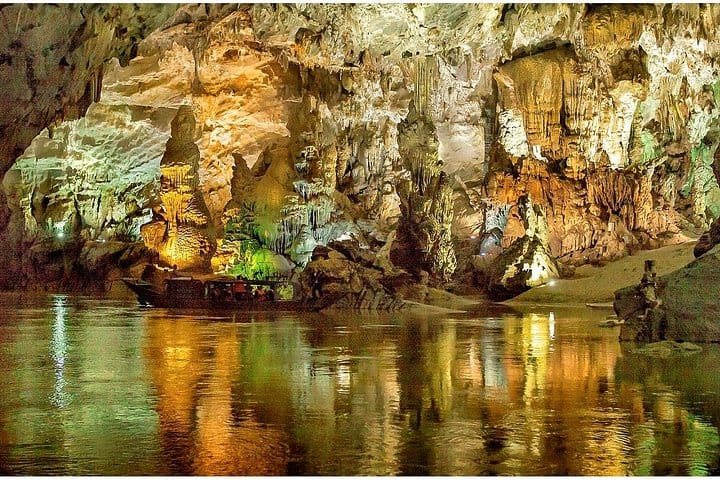 2 days: Hoi An - Hue - Phong Nha: world heritage Road