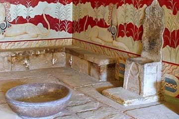 Iraklio Shared Coach Tour