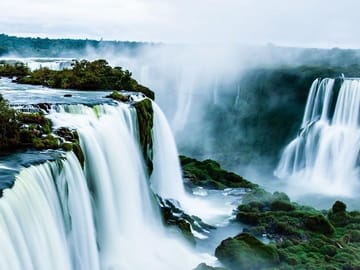 Private Full-Day Iguazu Falls Tour from Buenos Aires