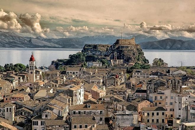 See the best of Corfu on a fully customizable tour