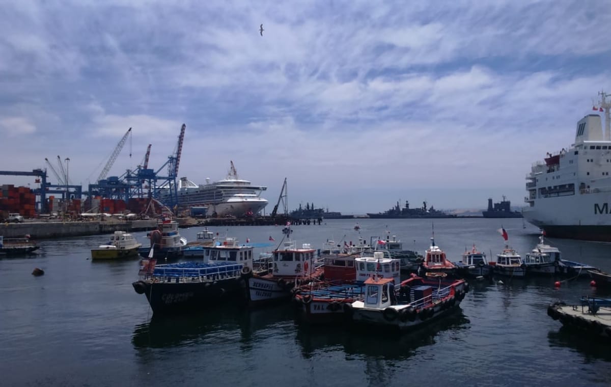 Private transfer from Santiago airport to the Valparaiso pier
