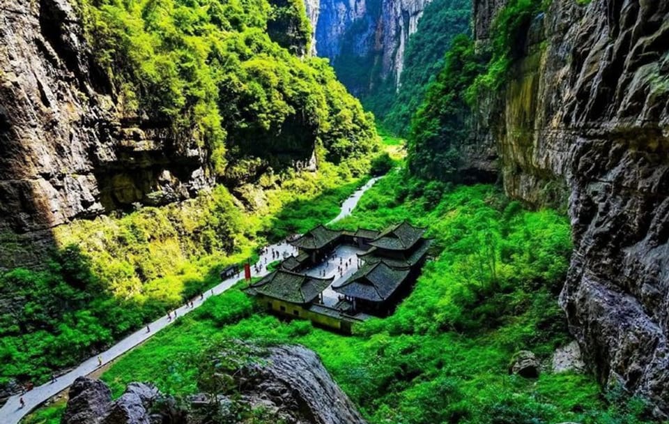 Wulong Karst National Park Day Tour from Chongqing