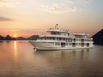 Halong Athena cruise view