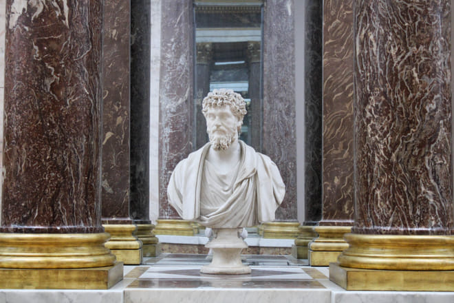 Murders and Mysteries of the Louvre 9