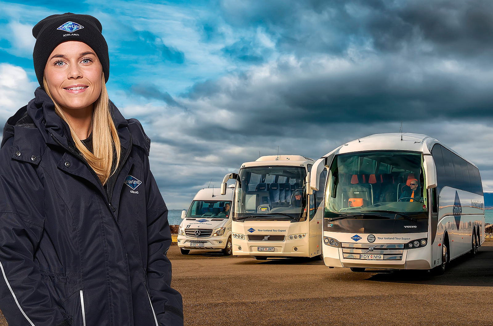 Airport Shuttle to Keflavík Airport | Bustravel Iceland