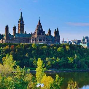  Montreal, Quebec & Ottawa: Holiday Bus Tours