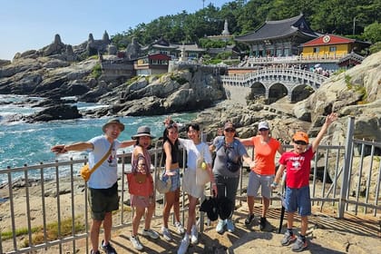 Private Minibus Tour in Busan for Cruise Ship Guests 8-15 People