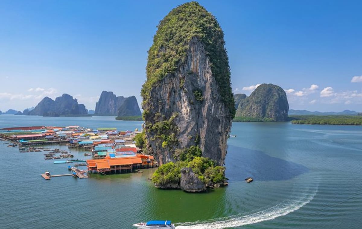 Phuket to Phi Phi Island and James Bond Island by Sawanu